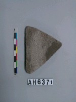 藏品(磨製石斧)的圖片